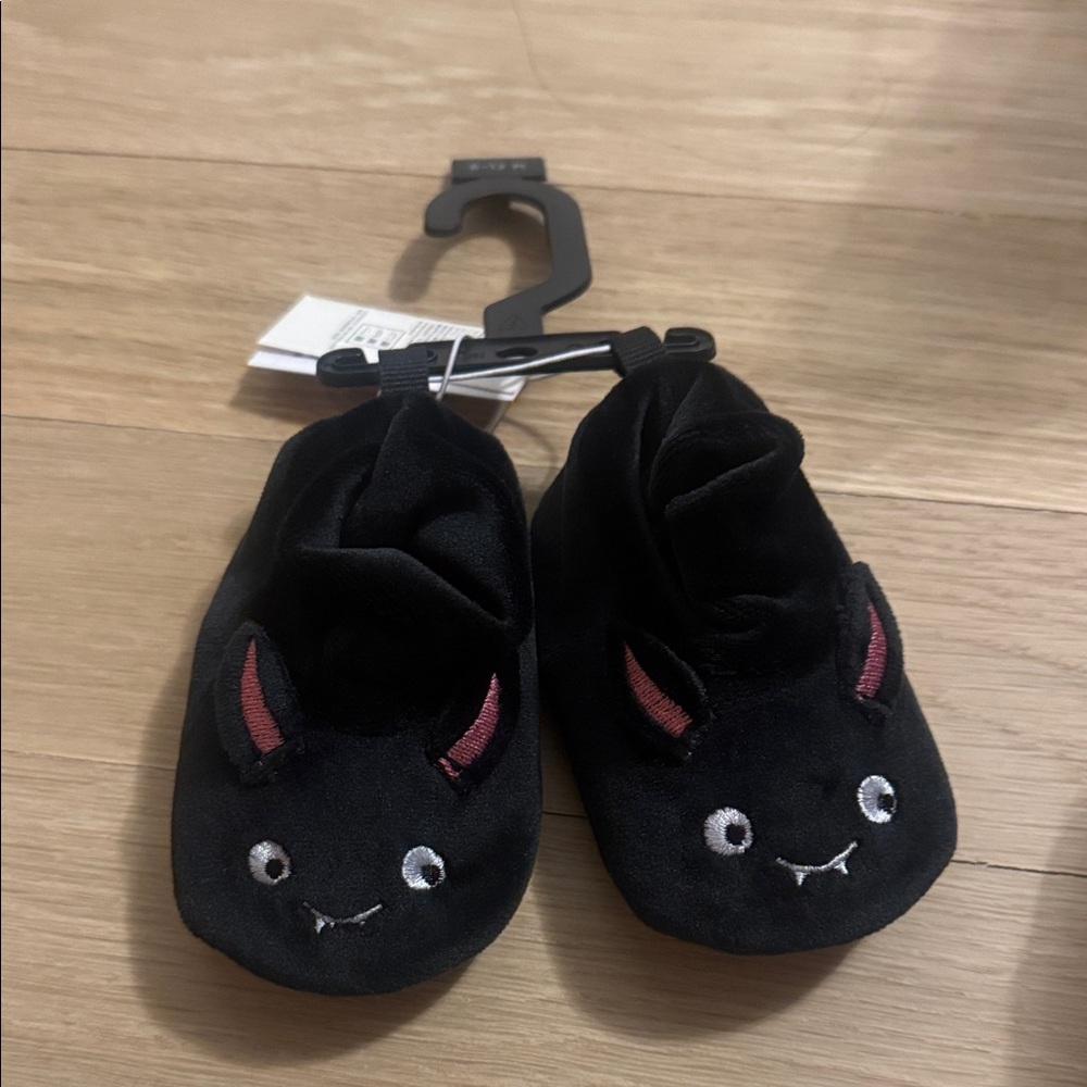 Cute Black Bat Baby Booties